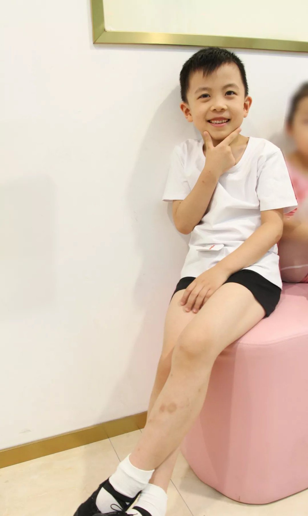 别以为芭蕾是女孩子的专属,男孩子跳起来丝毫也不逊色